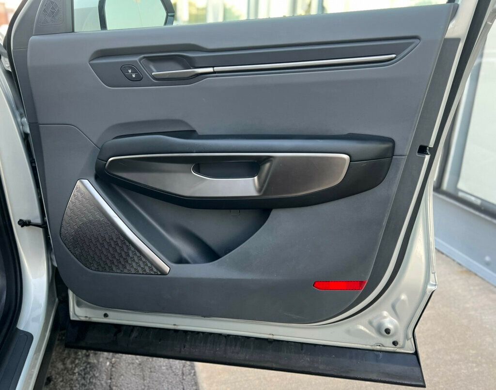 2024 Kia EV9 Wind AWD photo 40