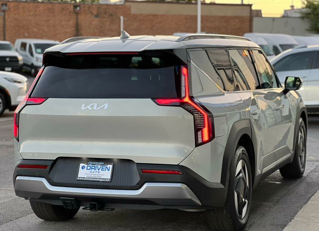 2024 Kia EV9 Wind AWD - 22925713 - 52