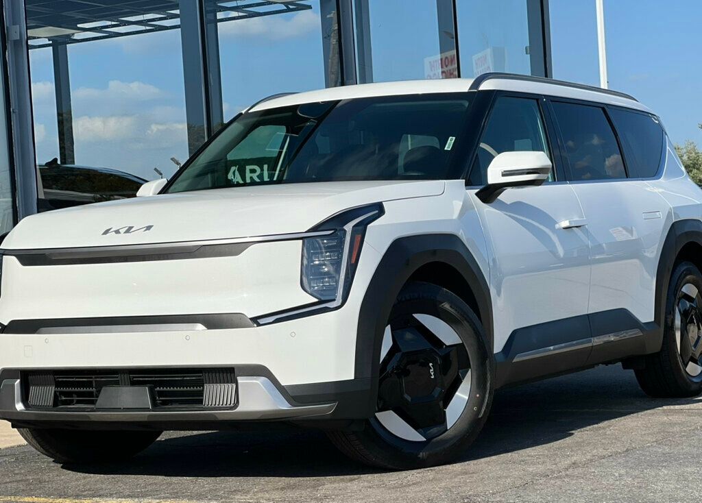 2024 Kia EV9 Wind AWD - 22925714 - 2