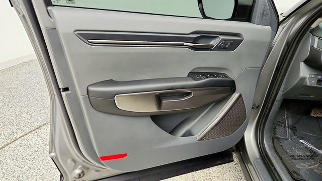 2024 Kia EV9 Wind AWD w/ Triple-Screen Cockpit & Heated Seats - 22993604 - 9