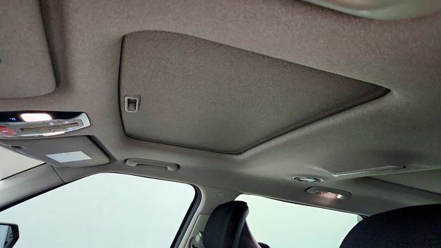 2024 Kia EV9 Wind AWD w/ Triple-Screen Cockpit & Heated Seats - 22993604 - 11