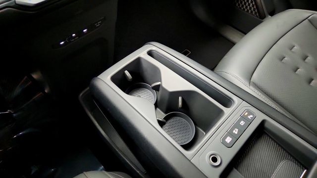 2024 Kia EV9 Wind AWD w/ Triple-Screen Cockpit & Heated Seats - 22993604 - 16