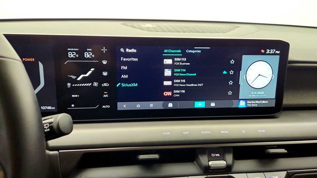 2024 Kia EV9 Wind AWD w/ Triple-Screen Cockpit & Heated Seats - 22993604 - 17