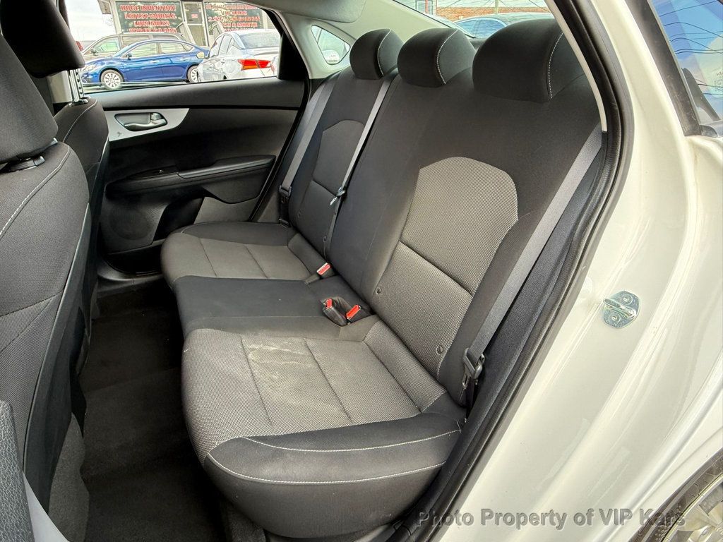 2024 Kia Forte  - 22971392 - 16