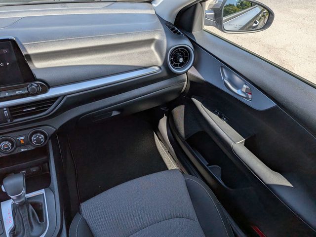 2024 Kia Forte  - 23082511 - 15