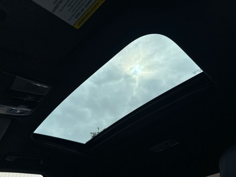 2024 Kia Forte GT-Line - 22999263 - 19