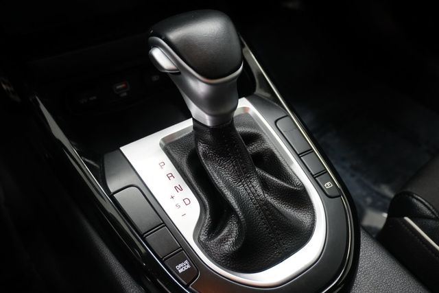 2024 Kia Forte GT-Line IVT - 22932507 - 17