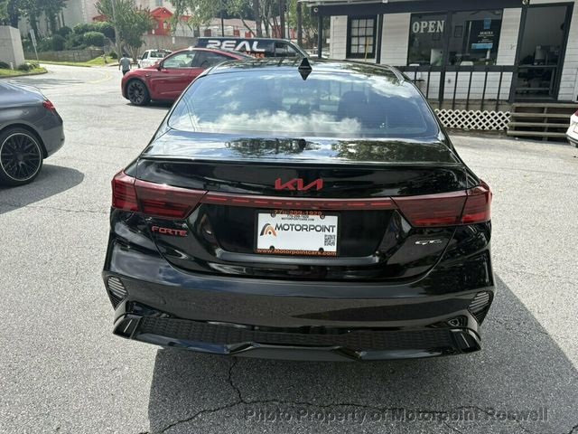 2024 Kia Forte GT-Line IVT - 23052616 - 8