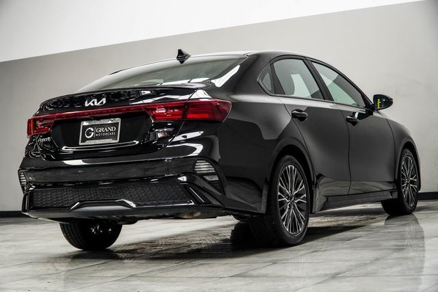 2024 Kia Forte GT-Line IVT - 22968593 - 11