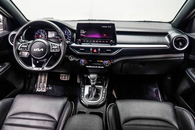 2024 Kia Forte GT-Line AT's photo