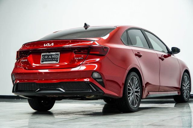2024 Kia Forte GT-Line IVT - 23040145 - 11