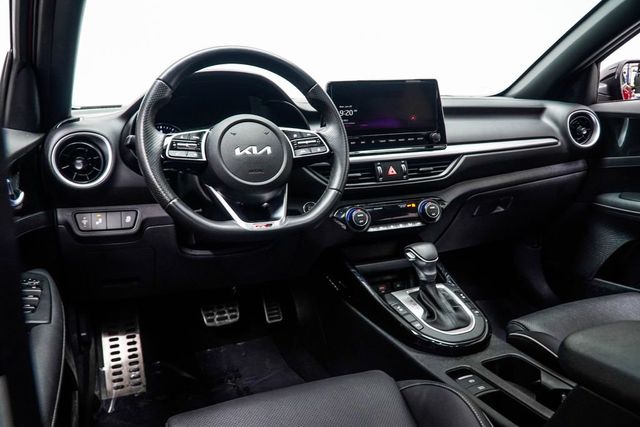 2024 Kia Forte GT-Line IVT - 23040145 - 14
