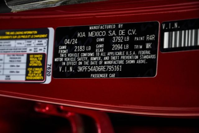 2024 Kia Forte GT-Line IVT - 23040145 - 41
