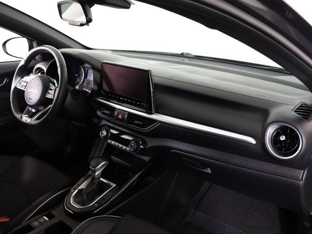 2024 Kia Forte GT-Line IVT - 22953680 - 25