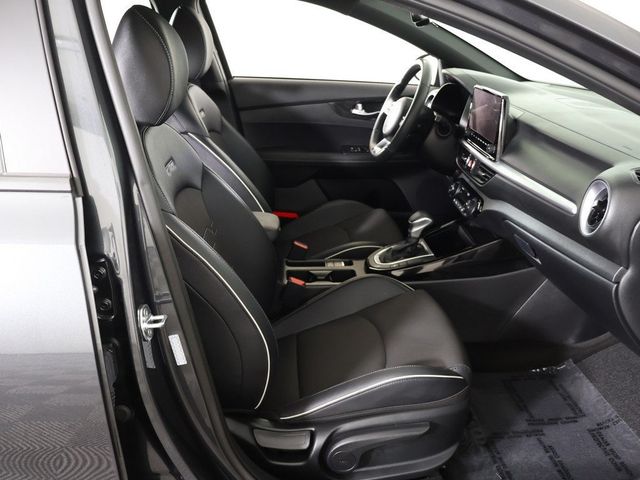 2024 Kia Forte GT-Line IVT - 22953680 - 27