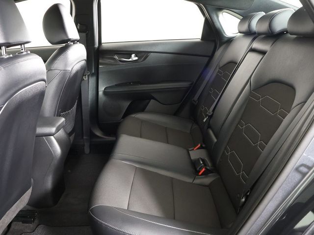 2024 Kia Forte GT-Line IVT - 22953680 - 30