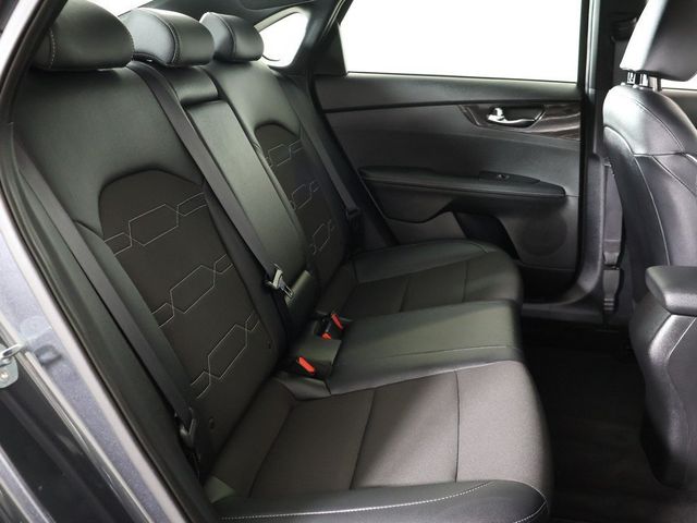 2024 Kia Forte GT-Line IVT - 22953680 - 31