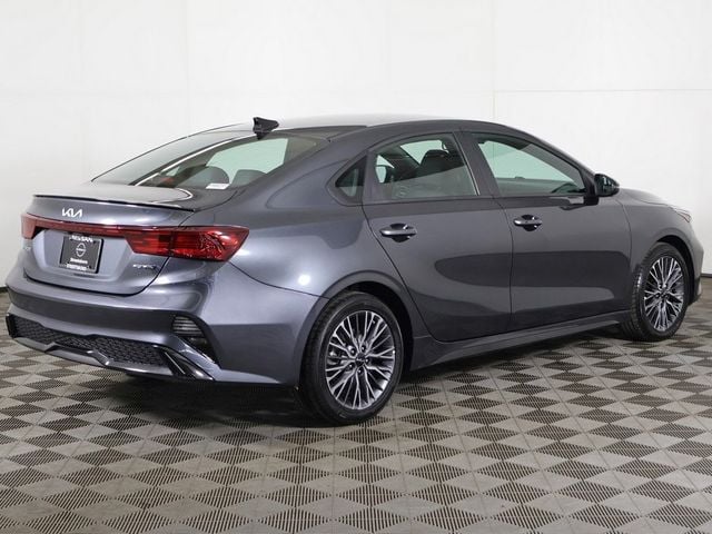 2024 Kia Forte GT-Line IVT - 22953680 - 8
