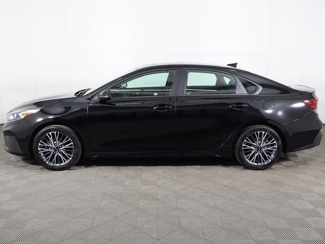 2024 Kia Forte GT-Line IVT - 22956319 - 17