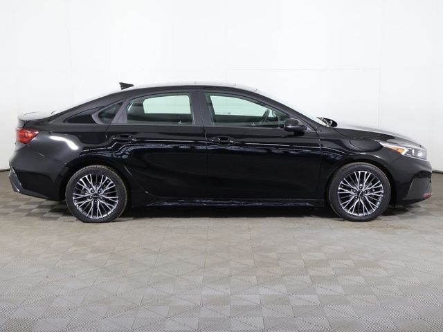 2024 Kia Forte GT-Line IVT - 22956319 - 18