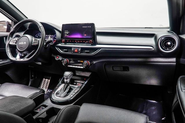 2024 Kia Forte GT-Line IVT - 22961471 - 15