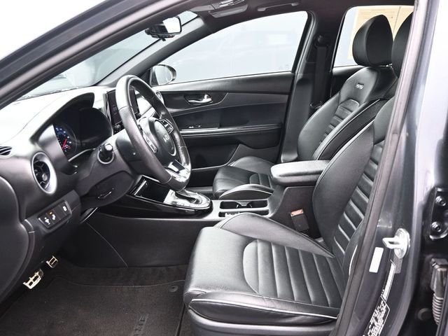 2024 Kia Forte GT-Line IVT - 22982165 - 11