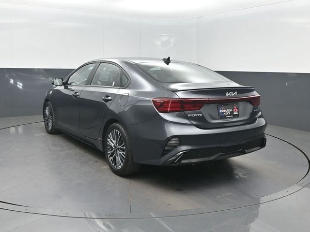 2024 Kia Forte GT-Line IVT - 22982165 - 2
