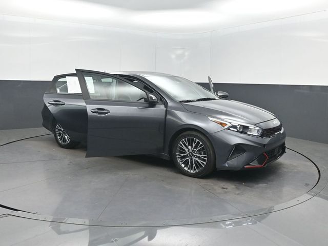 2024 Kia Forte GT-Line IVT - 22982165 - 36