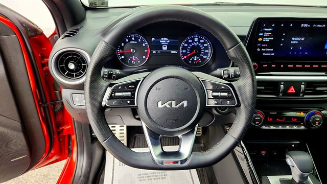 2024 Kia Forte GT-Line IVT - 23033700 - 13