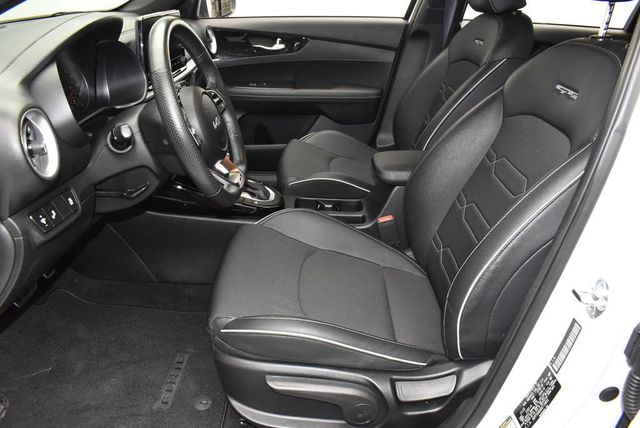 2024 Kia Forte GT-Line IVT - 23011017 - 12
