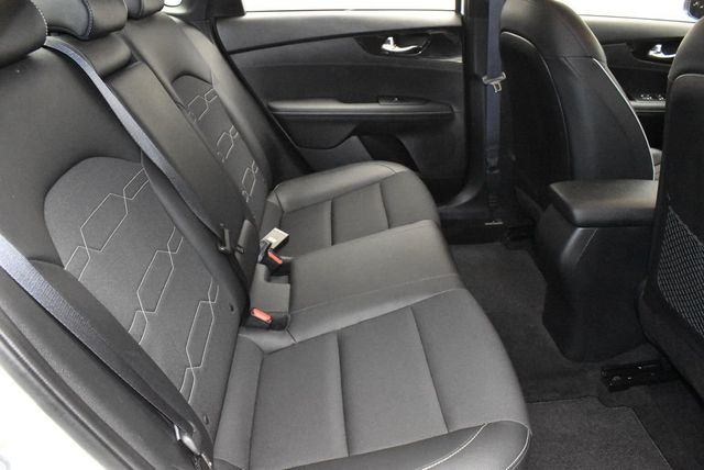 2024 Kia Forte GT-Line IVT - 23011017 - 28