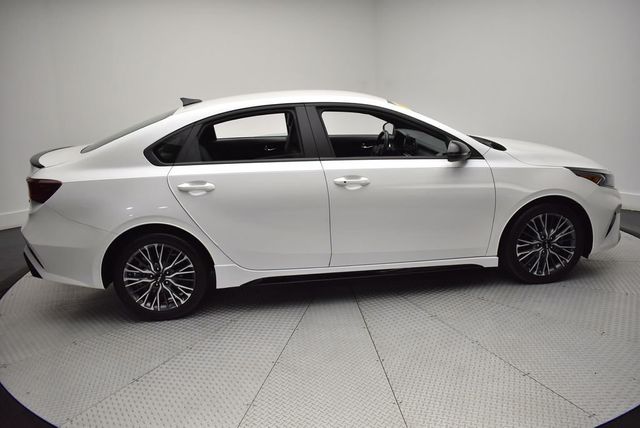 2024 Kia Forte GT-Line IVT - 23011017 - 3