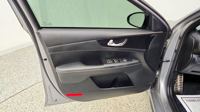 2024 Kia Forte GT-Line IVT w/ Premium & Sport Premium Packages - 23079077 - 10
