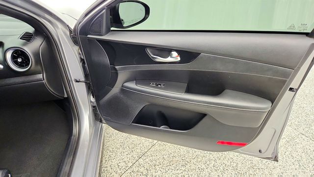 2024 Kia Forte GT-Line IVT w/ Premium & Sport Premium Packages - 23079077 - 25