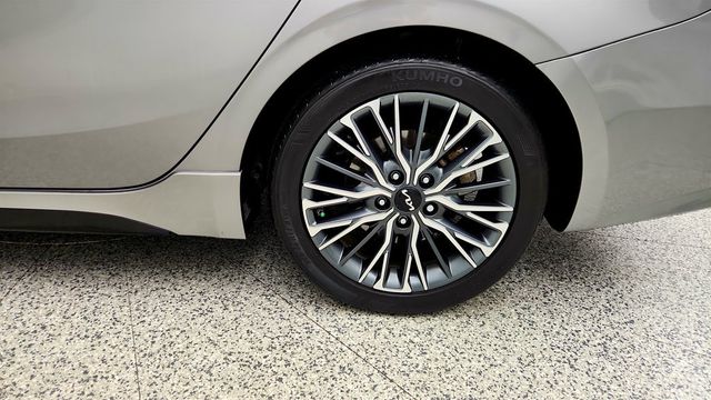 2024 Kia Forte GT-Line IVT w/ Premium & Sport Premium Packages - 23079077 - 8