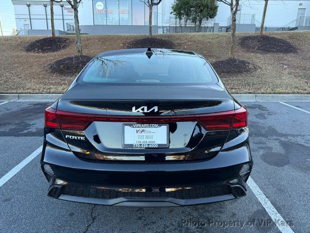 2024 Kia Forte LX IVT - 22985892 - 5