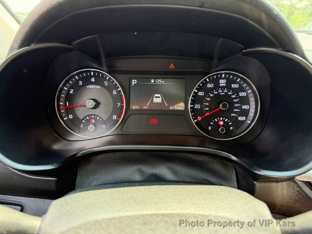 2024 Kia Forte LX IVT - 23017812 - 14