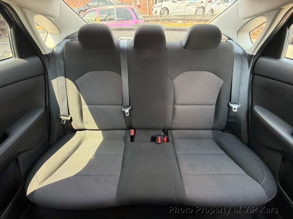 2024 Kia Forte LX IVT - 23017812 - 17
