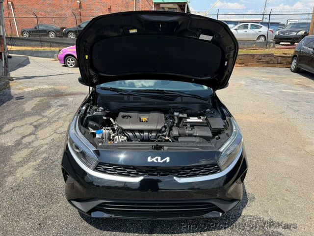 2024 Kia Forte LX IVT - 23017812 - 18