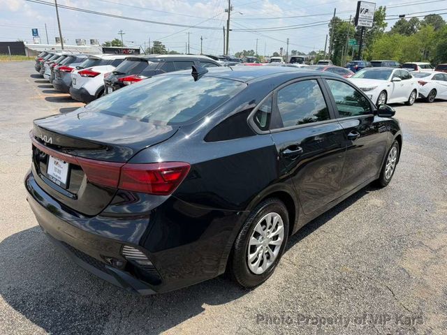 2024 Kia Forte LX IVT - 23017812 - 4