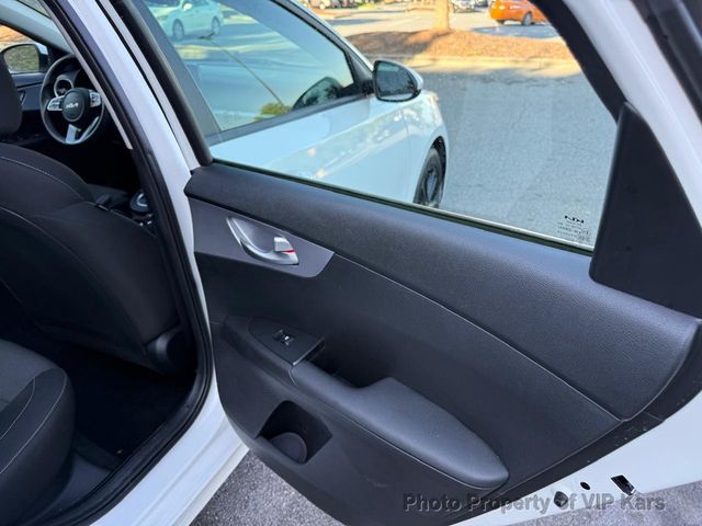 2024 Kia Forte LX IVT - 23028497 - 10