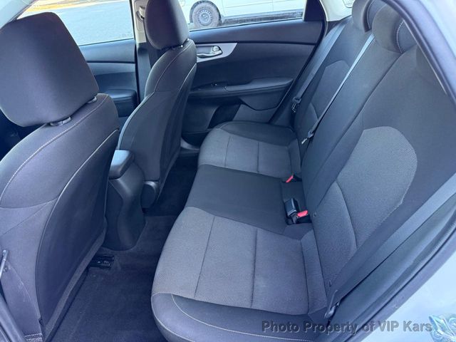 2024 Kia Forte LX IVT - 23028497 - 13