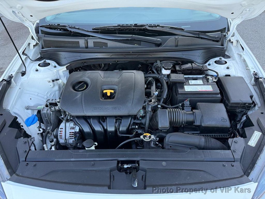 2024 Kia Forte LX IVT - 23028497 - 18