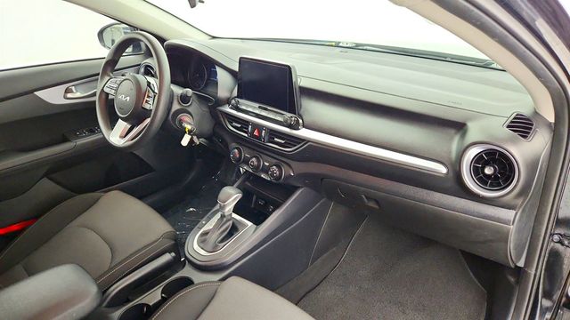 2024 Kia Forte LX IVT - 22971201 - 22
