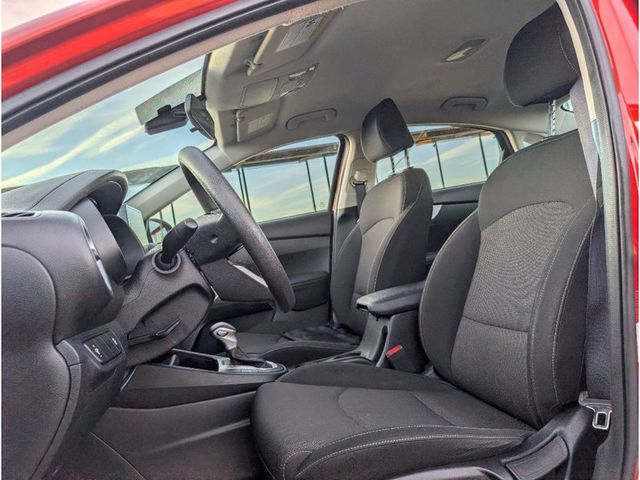 2024 Kia Forte LXS - 22952998 - 13
