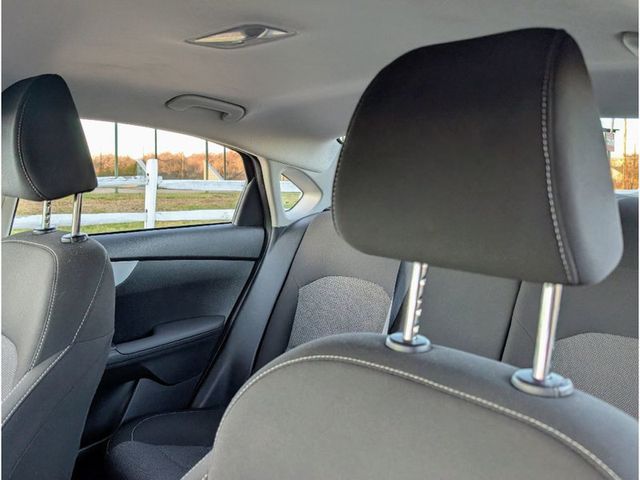 2024 Kia Forte LXS - 22952998 - 14