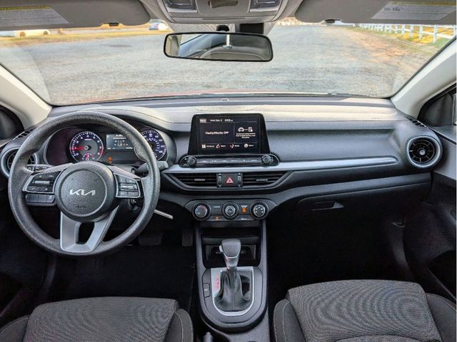 2024 Kia Forte LXS - 22952998 - 24