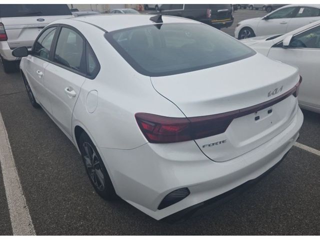 2024 Kia Forte LXS - 22978215 - 2