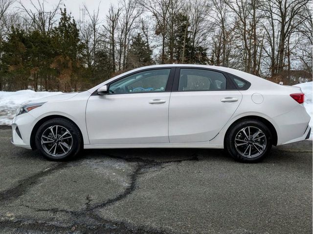 2024 Kia Forte LXS - 22991533 - 8