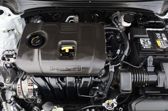 2024 Kia Forte LXS - 23052452 - 10